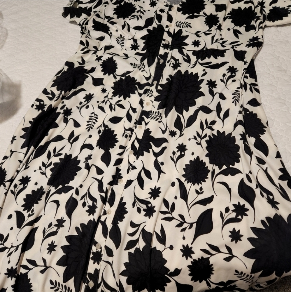Ava Viv Dress